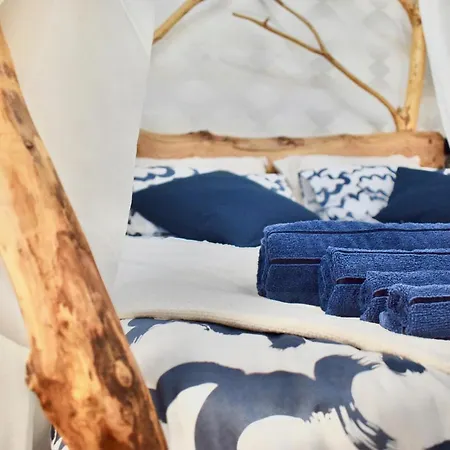 Wooden Wave Boutique Apartment